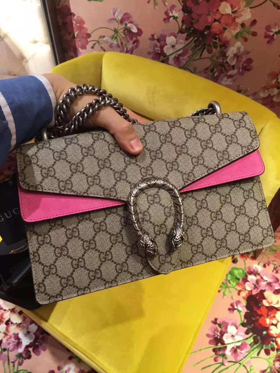 Authentic Gucci Dionysus GG Supreme Shoulder Bag 400249 Pink